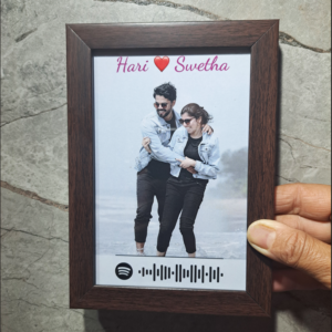 Cutesy Musical Photo Frame