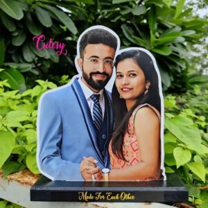 Couple Cutout